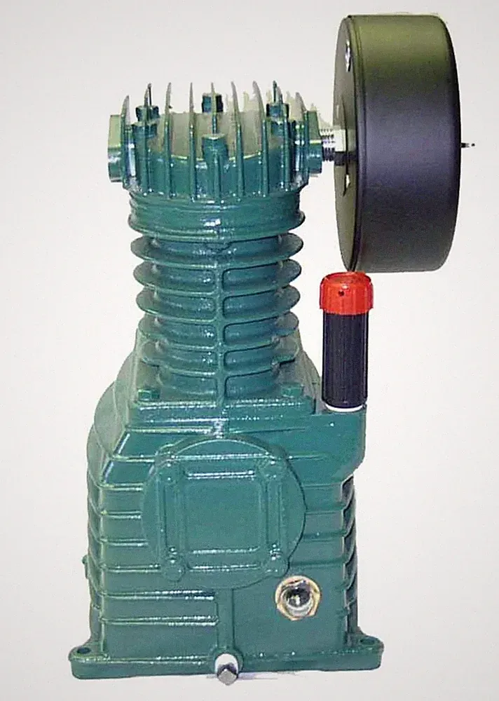 Rolair K18 Single-Stage Compressor Pump With Flywheel
